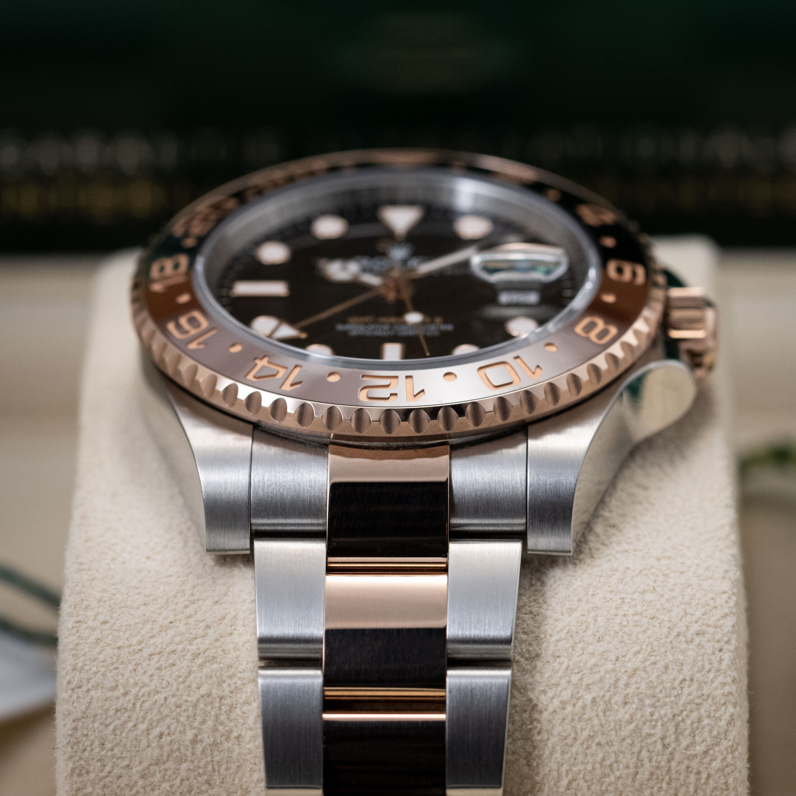 Rolex GMT Master II "Rootbeer" (2023) - Image 4