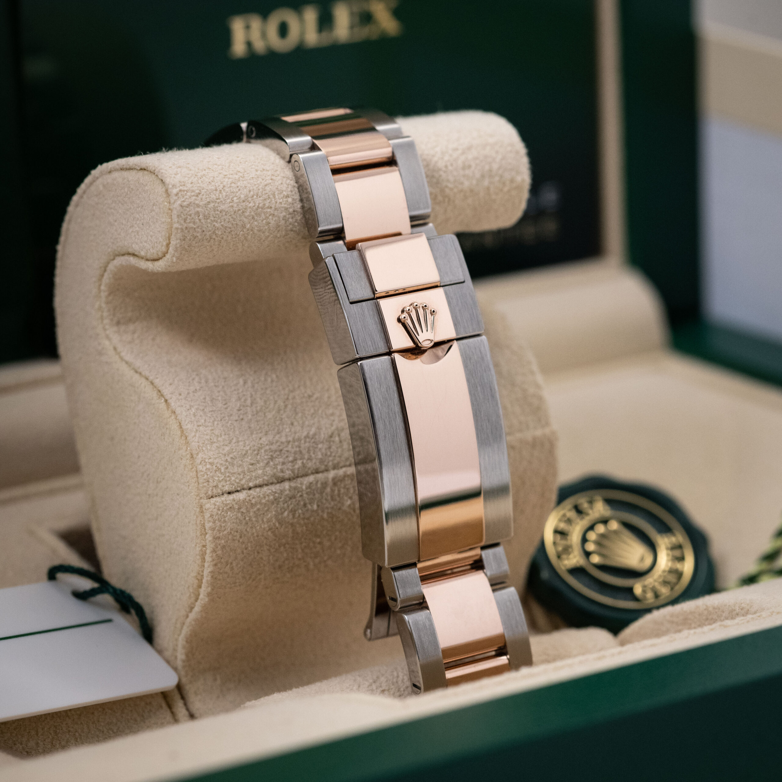 Rolex GMT Master II "Rootbeer" (2023) - Image 7