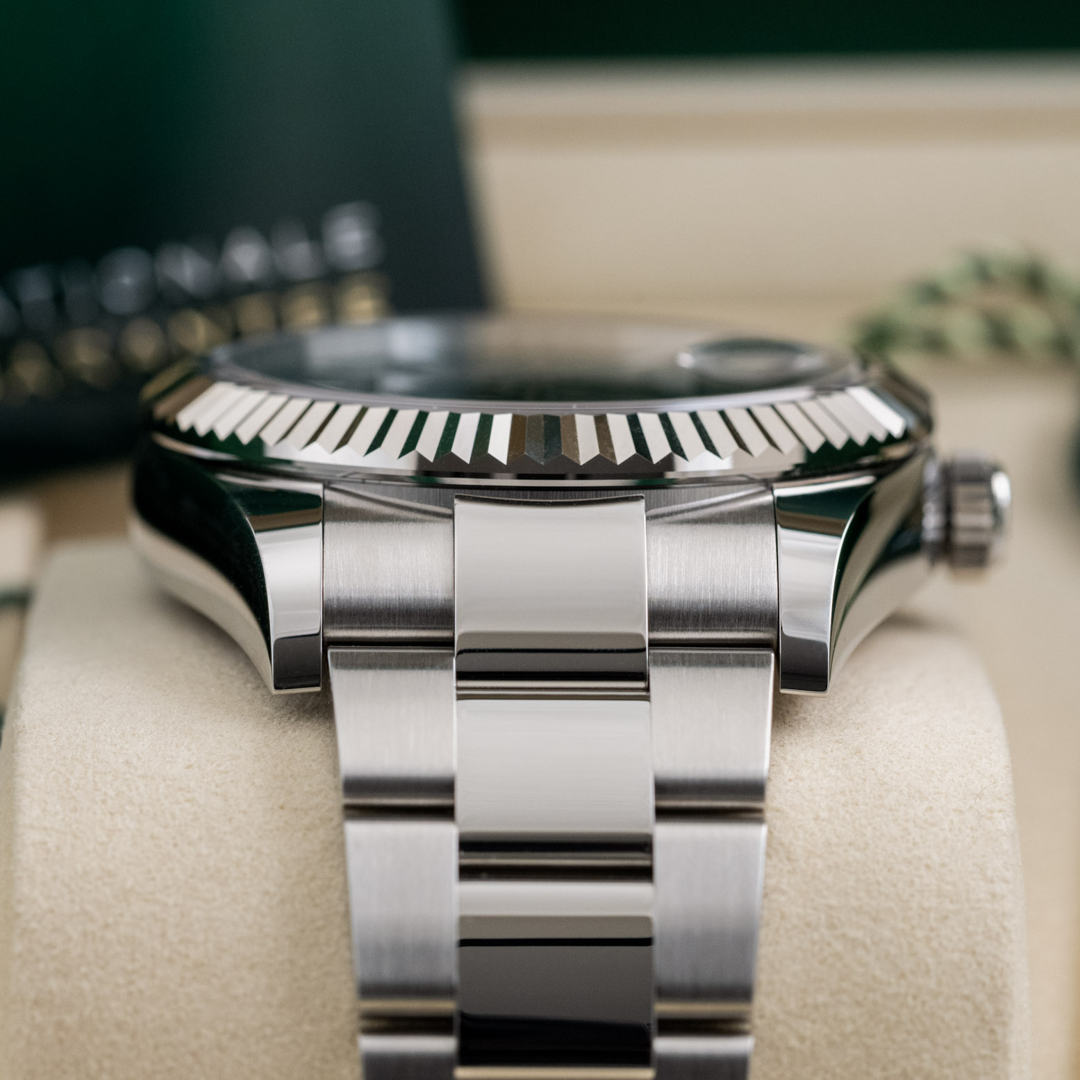 Rolex Sky-Dweller Green (2026) - Image 3