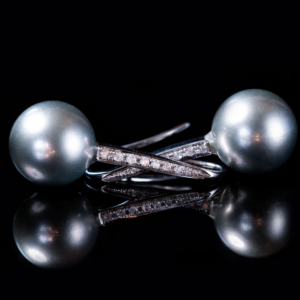 10-11mm Tahitian Black Pearl 1/8 ctw Diamond Hook Earrings 14k White